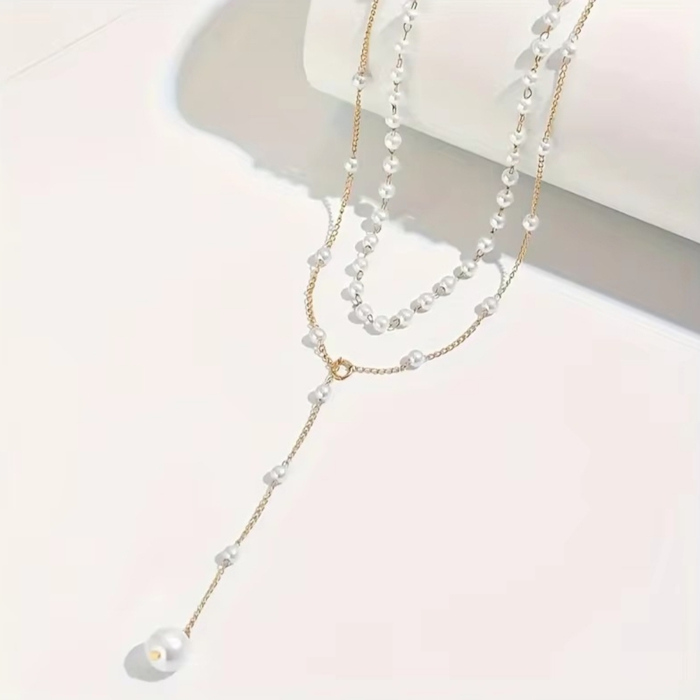Gold and White Pearl Necklace - Picture 2 of 2